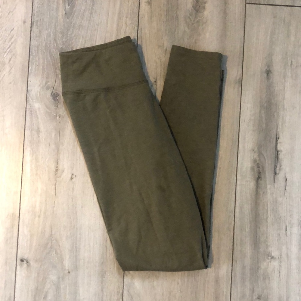 Aerie chill play move leggings